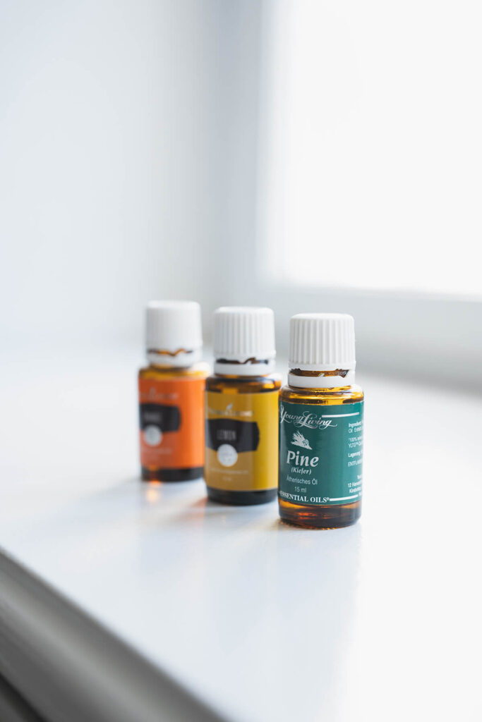 Energetik: Aromaöl-Massage Raindrop Technique